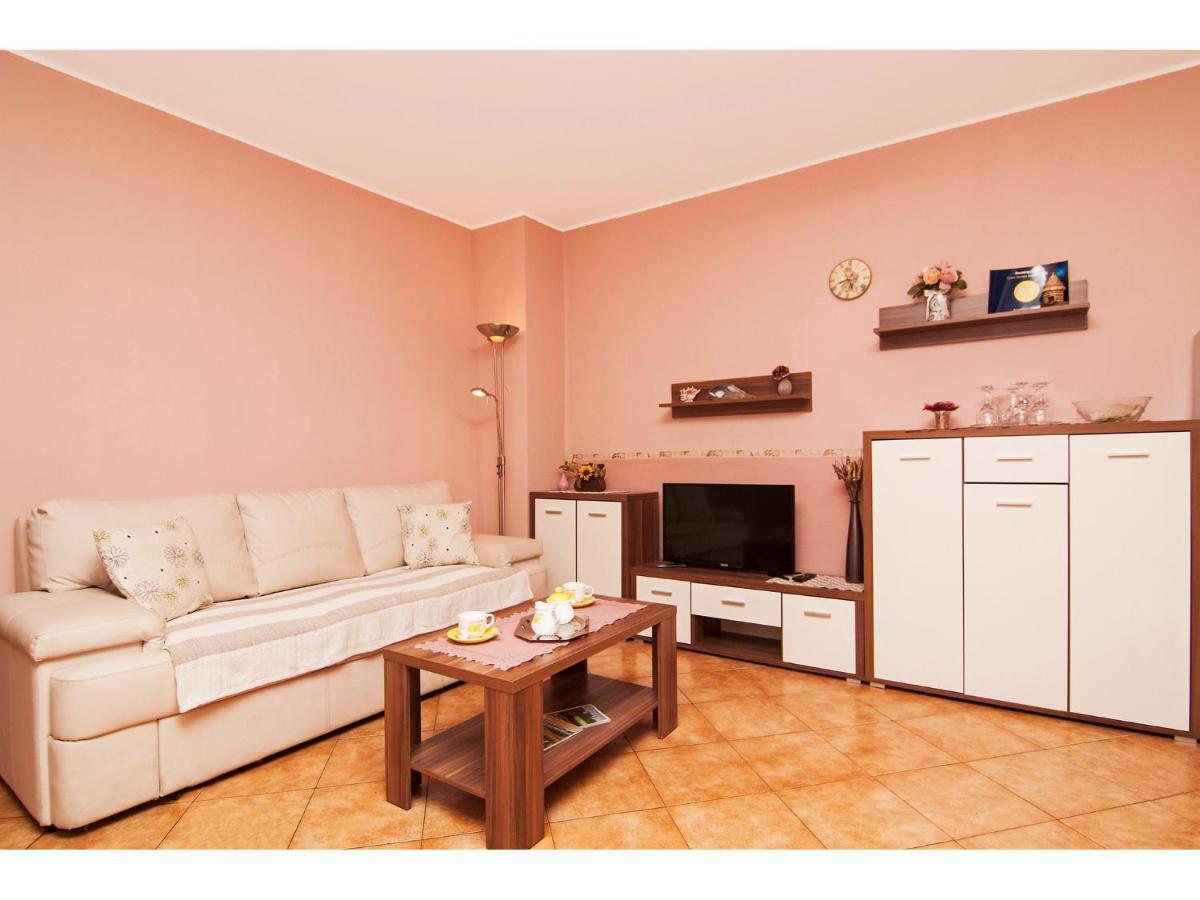 Apartman Nensi Apartment Воднян Екстериор снимка