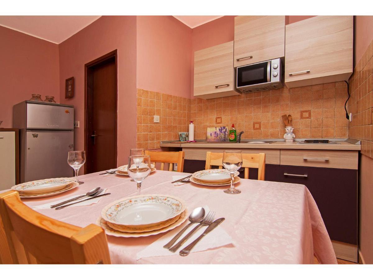 Apartman Nensi Apartment Воднян Екстериор снимка